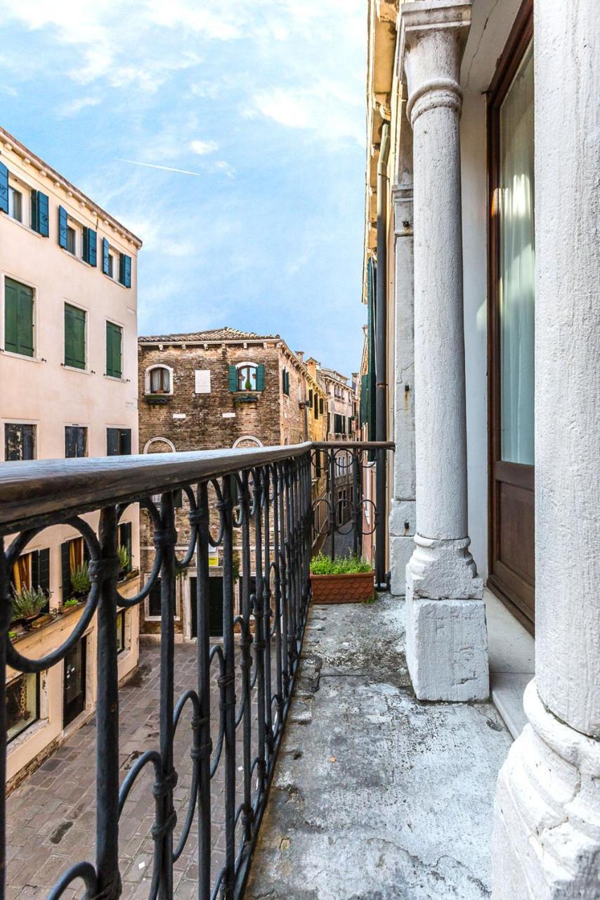 Ca' Grassi 2 Charming Balcony 1
