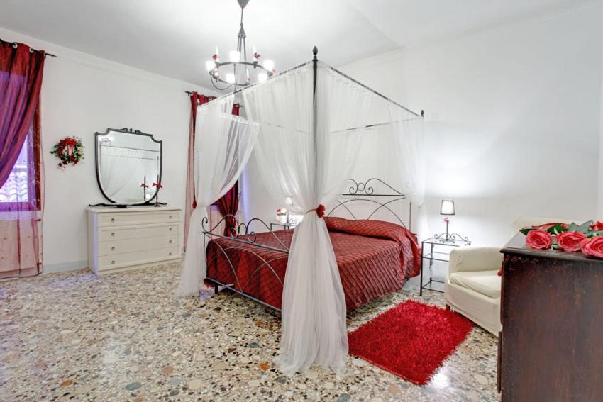 Grimaldi Apartments San Marco & Castello
