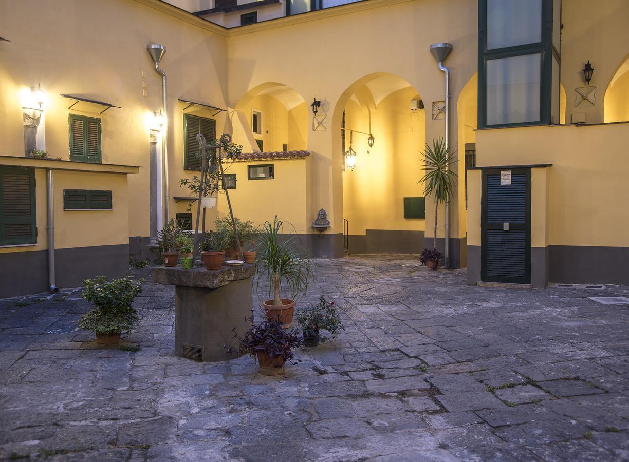 Napul'e Apartament