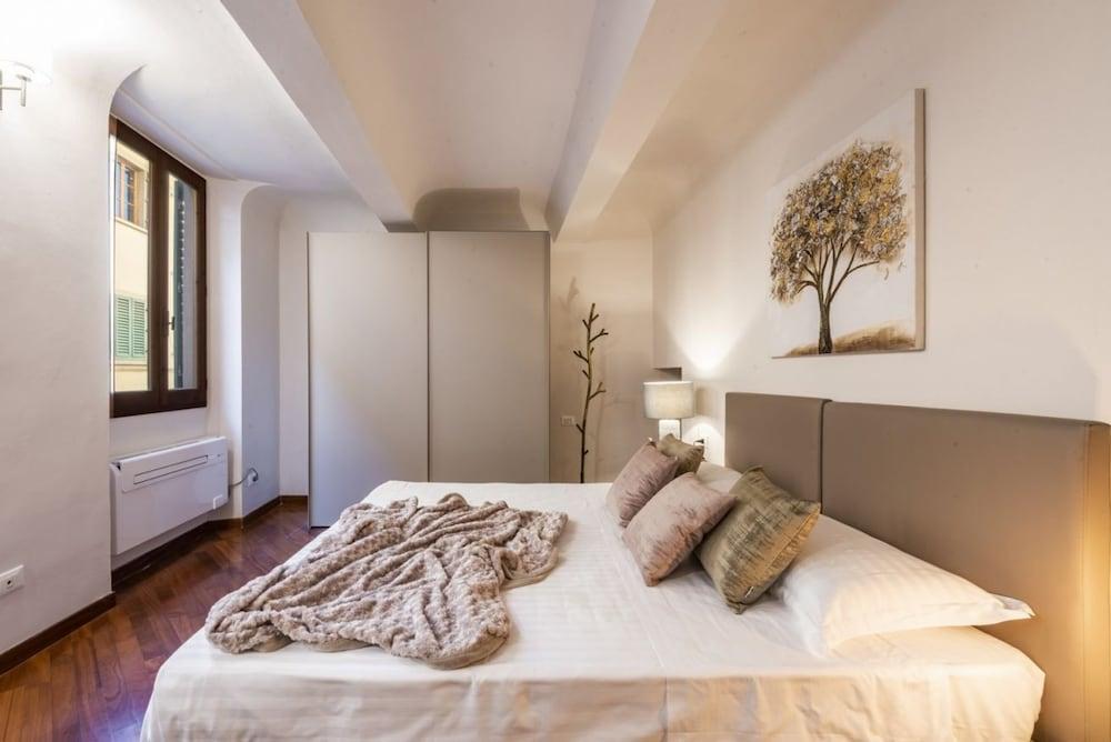 Borgo Pinti Angels 2