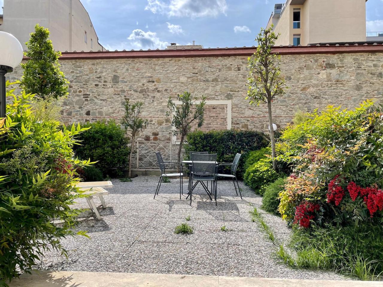 Borgo Guelfo VIII 1