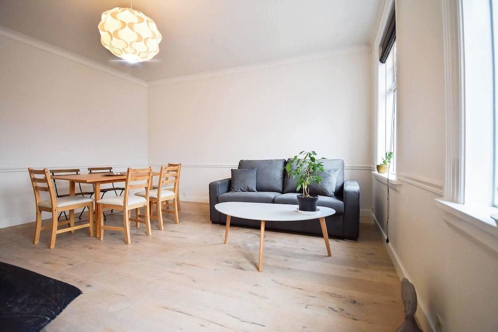 Apartment G4