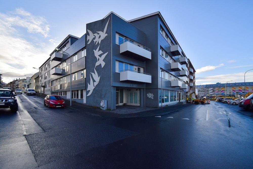 Apartment A15