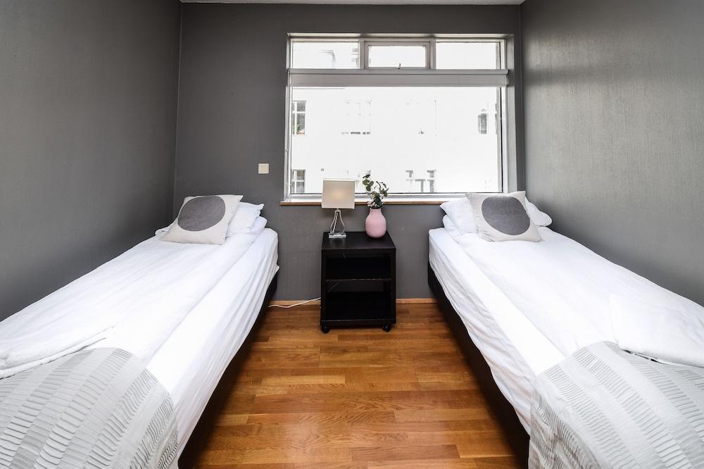 Apartment B52 1