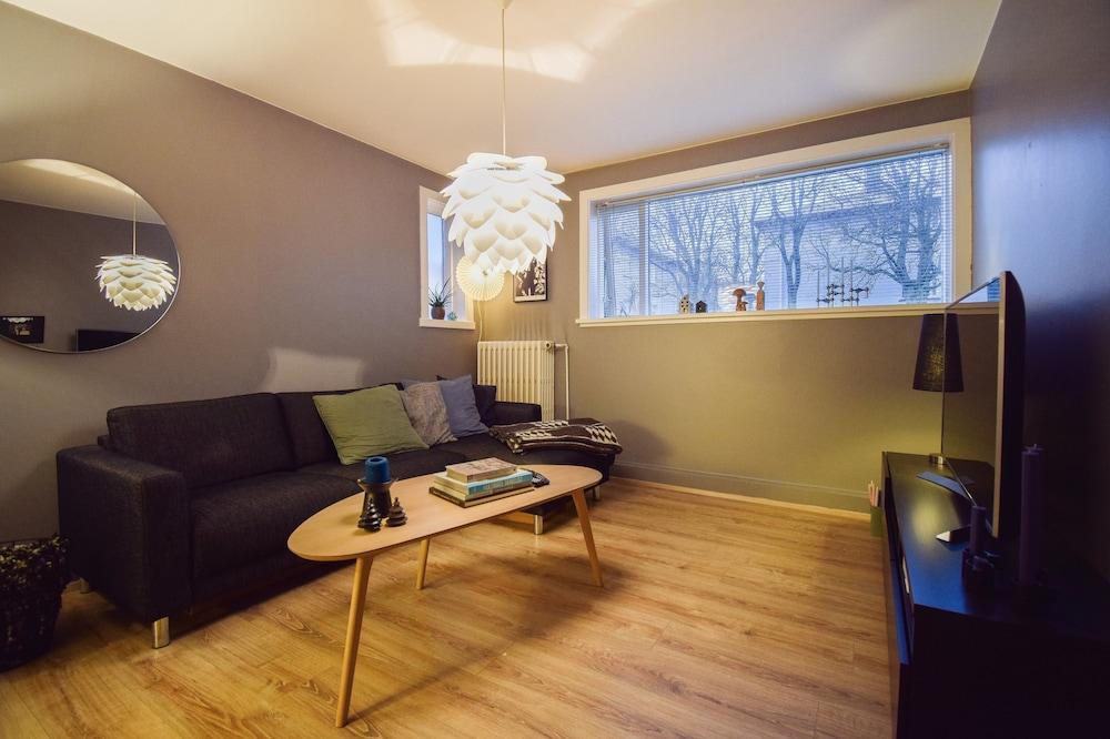 Apartment H81