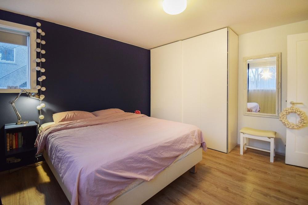Apartment H81 1