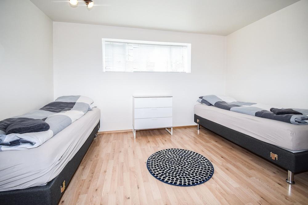 Apartment M14 1
