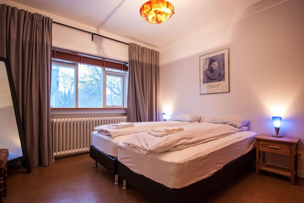 Apartment R44 2