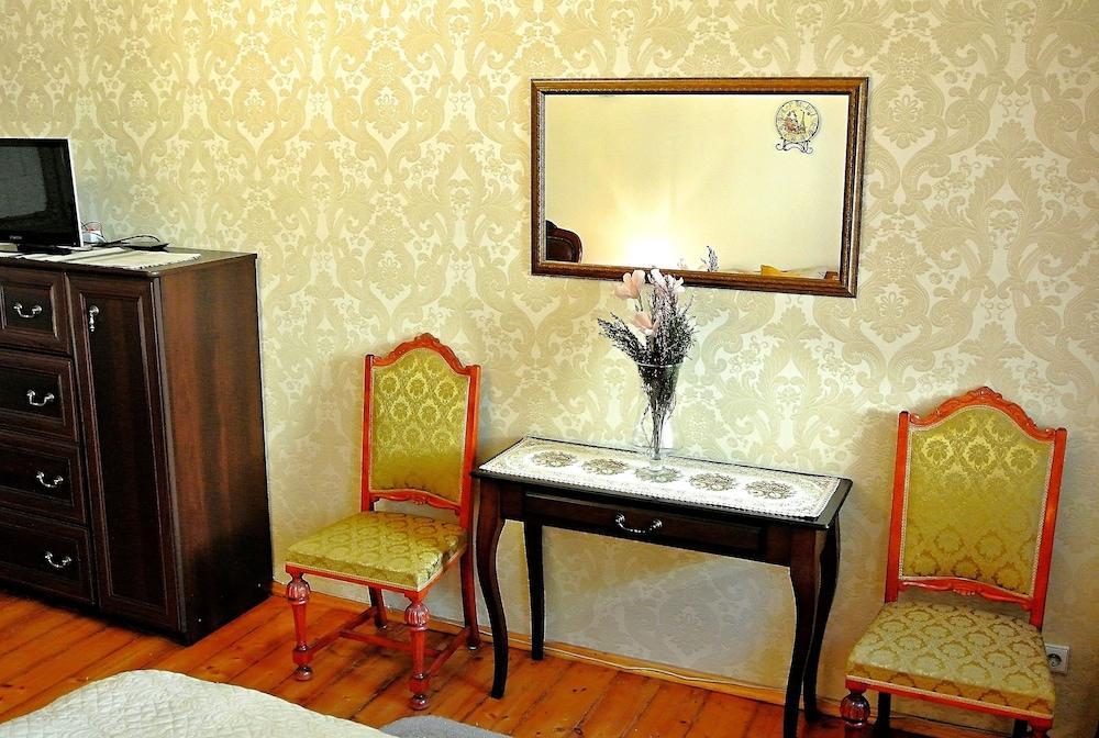 French Decor Apartment 2