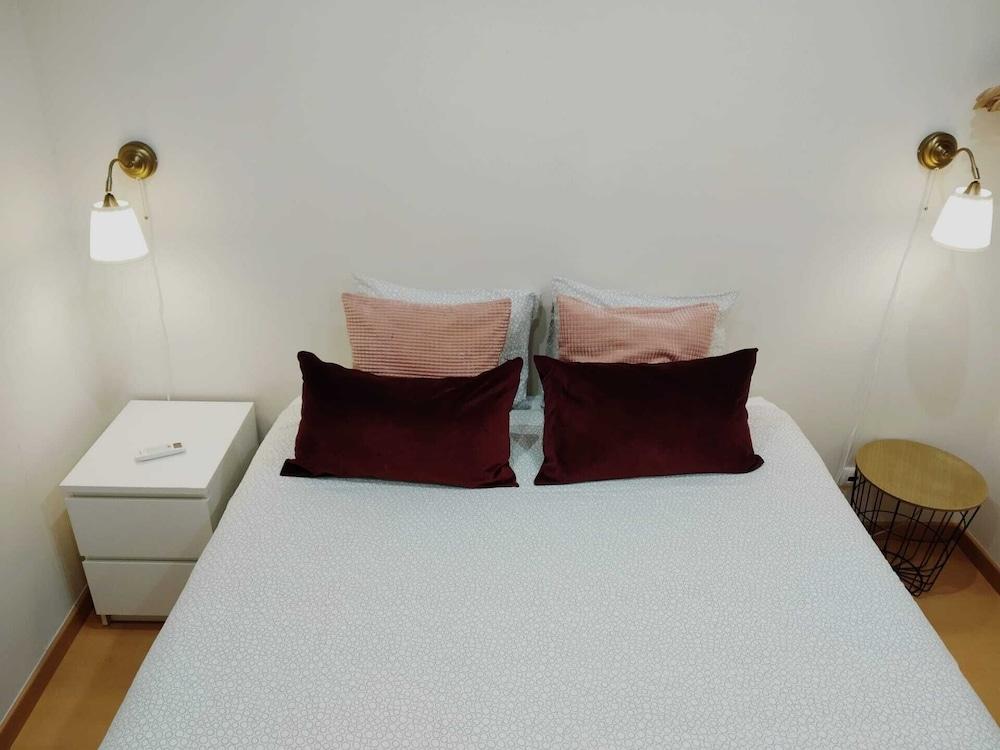 Cozy Apartment in the Heart of Lisbon 2