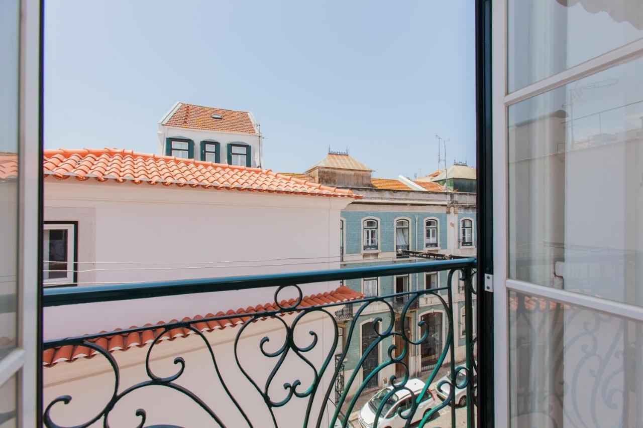 Alfama Sunny & Typical Apartment, by Timecooler 1