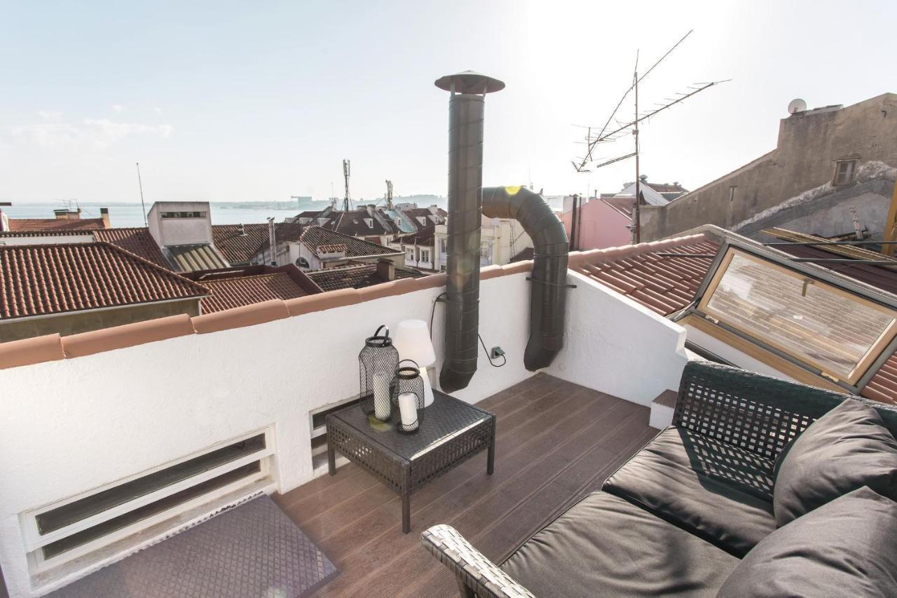 Lovelystay - Cais Apartment River View