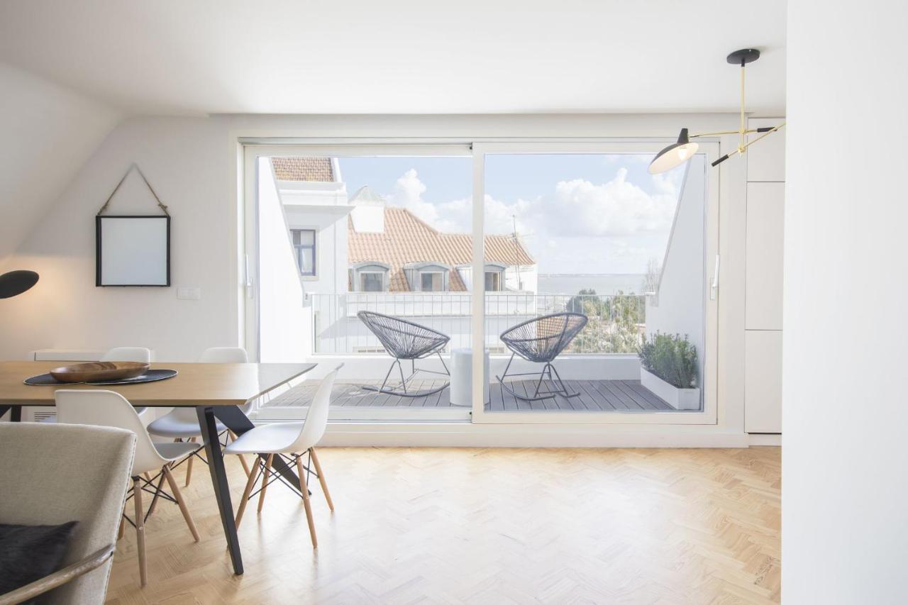 Lovelystay - Penthouse on the Tagus in Alfama 1