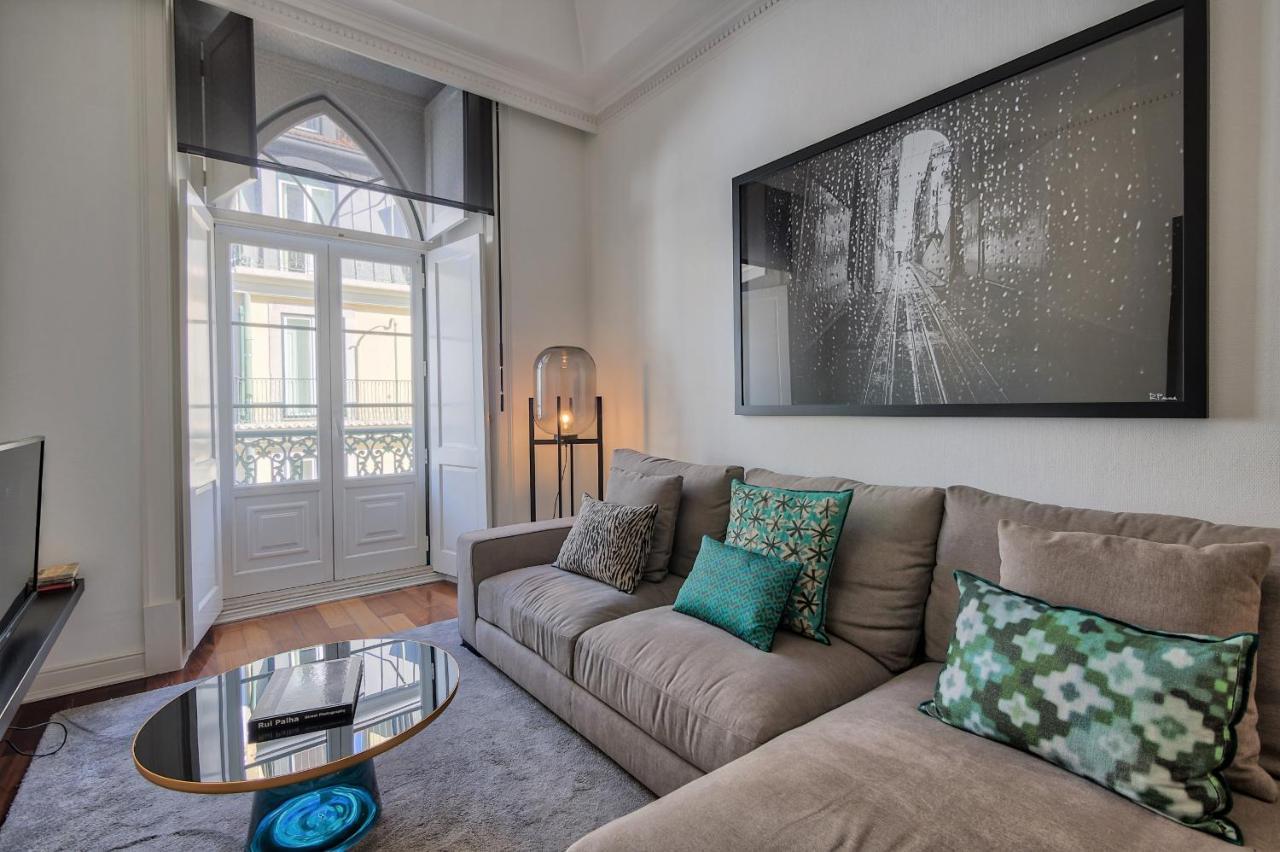 Nomad's Fine Arts in Chiado with Garage 1