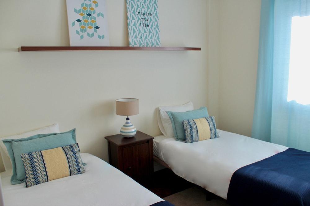 Apartment Balcony And River View in Alfama 1