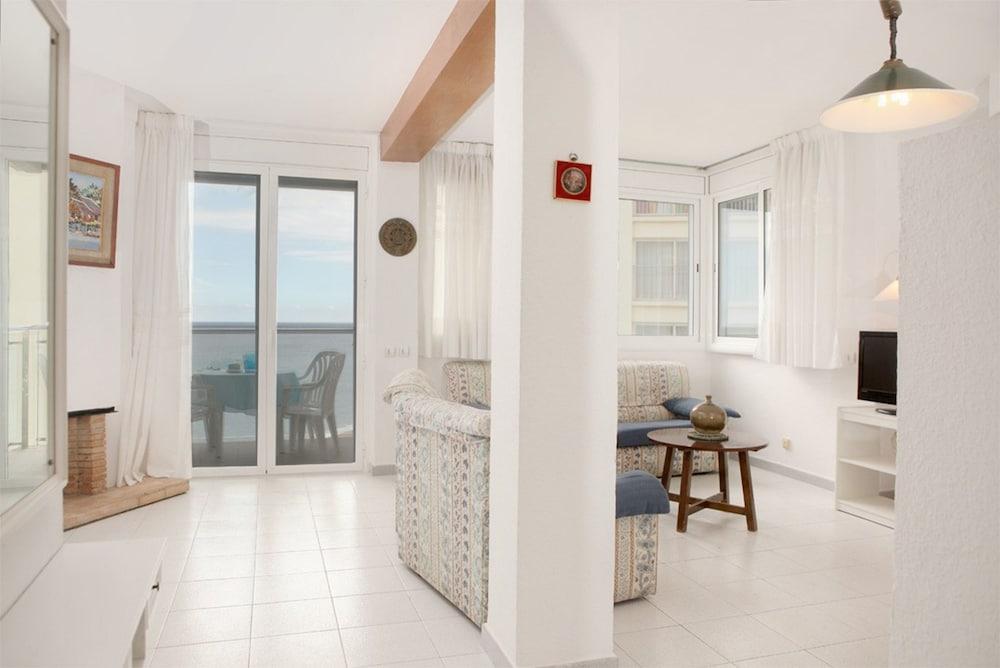 Soleil Mar Apartments 5
