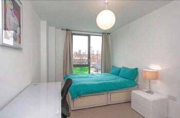 Stylish 1 Bedroom Apartment Near London City 1