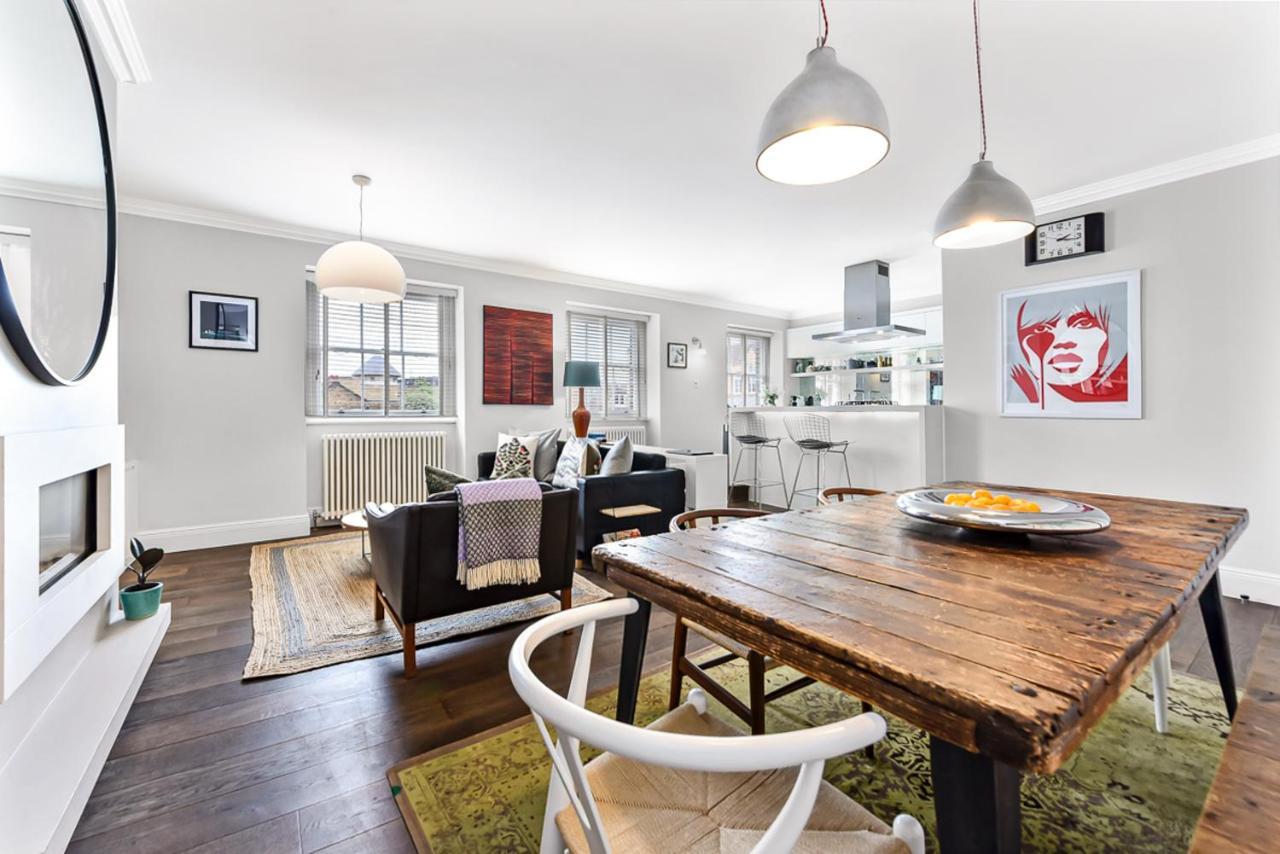 Woodbridge House Apartment 1