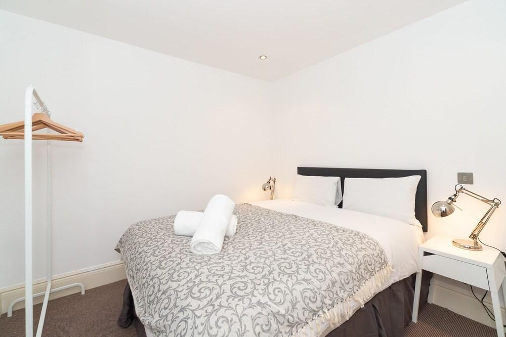 Pml Apartments Park Road 2