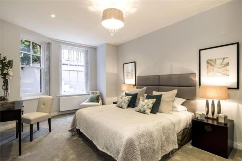 Kensington Court by Lime Street 1