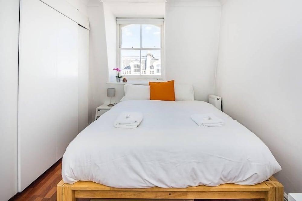 Bright Stylish Nott Hill Apart Sleeps 6 1