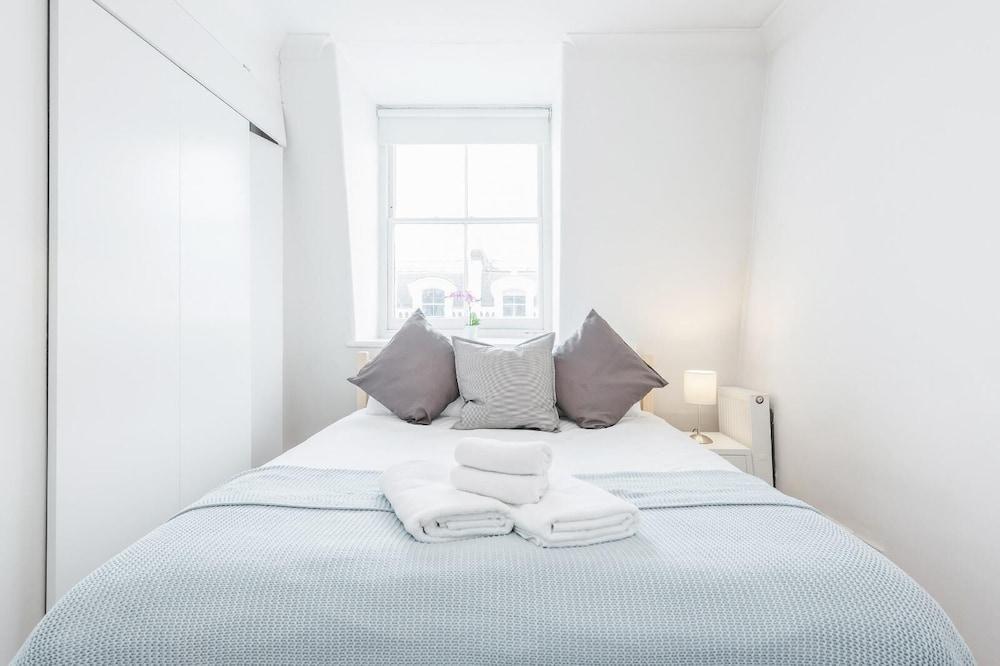 Bright Stylish Nott Hill Apart Sleeps 6 2