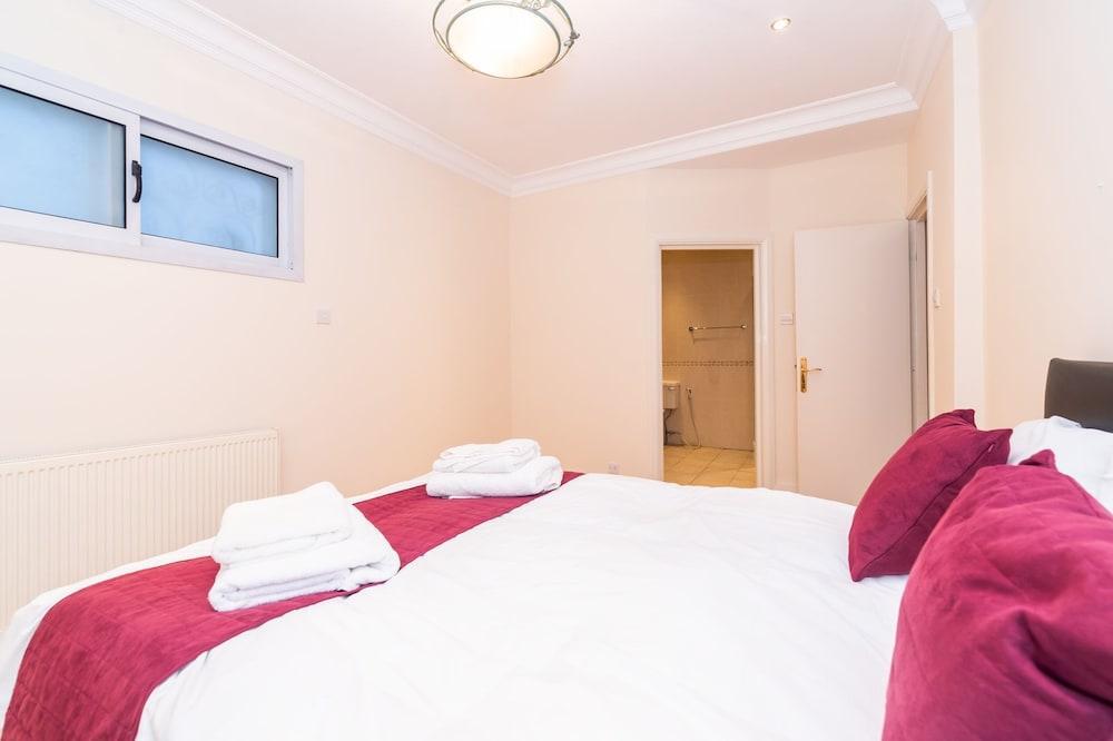 Pml Apartments Elvaston Mews 2