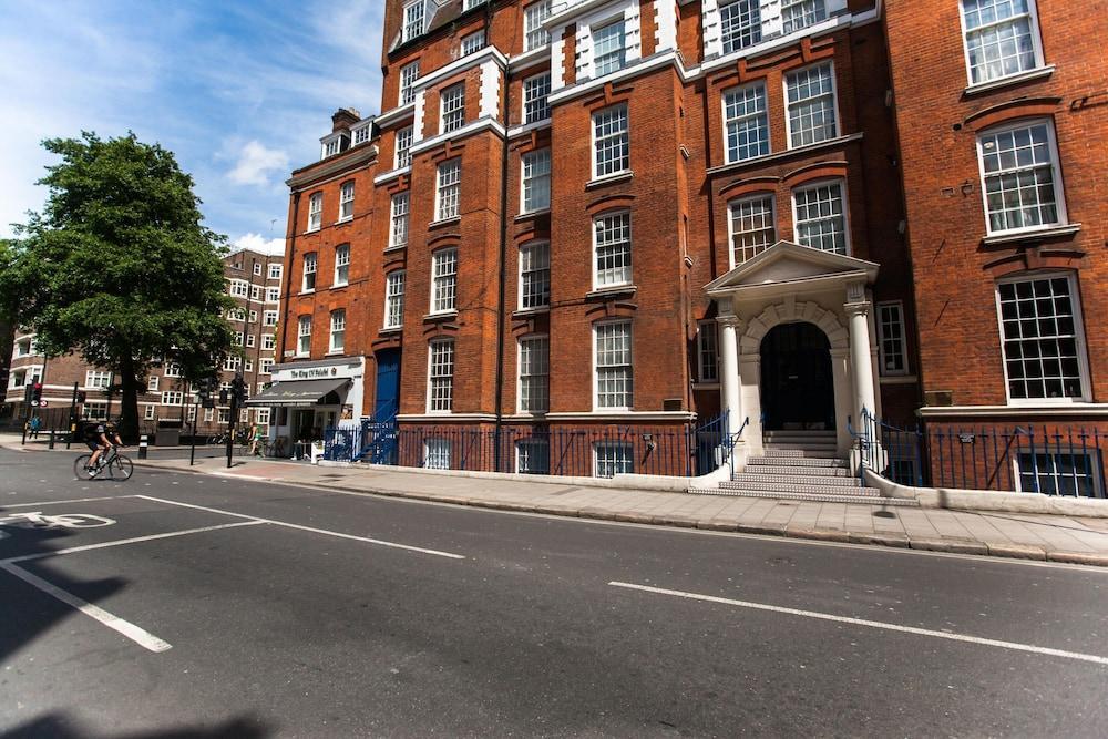 Bloomsbury Apartments by Allo Housing