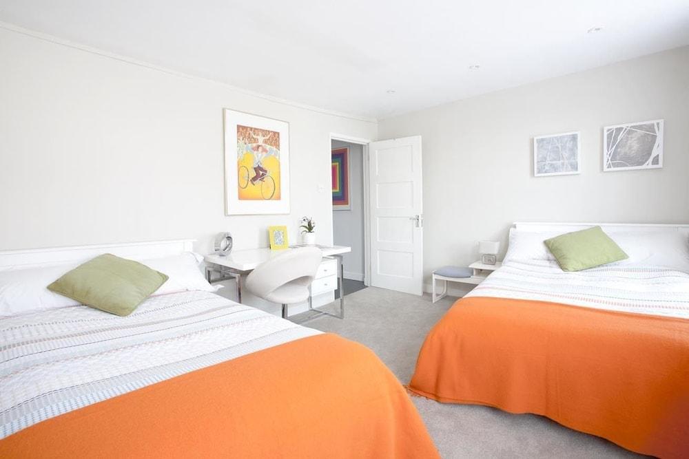 Central Apartment with Wifi 1