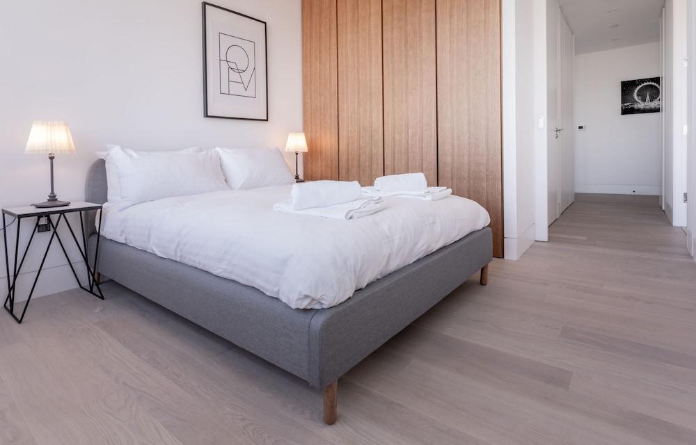 Hoxton Press by Servprop 2