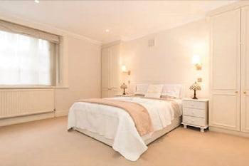55 Lower Belgrave 1