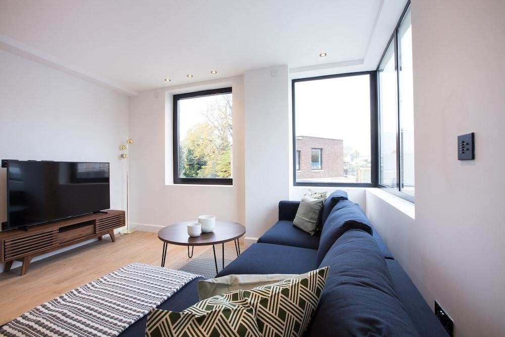 Kentish Town Apartments by Allo Housing