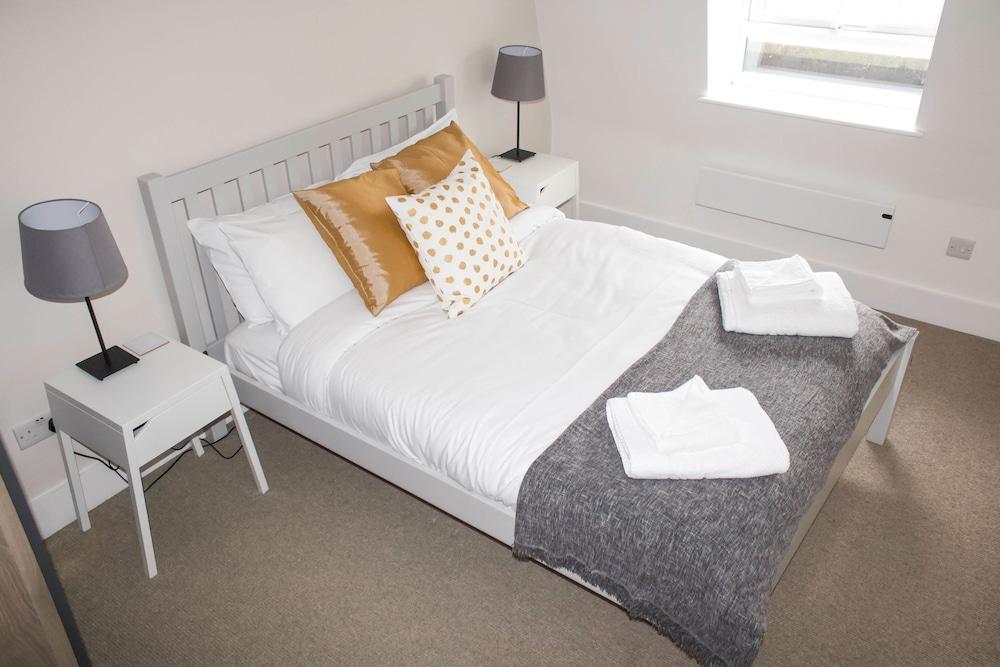 Cosy Two Bed in Islington 1