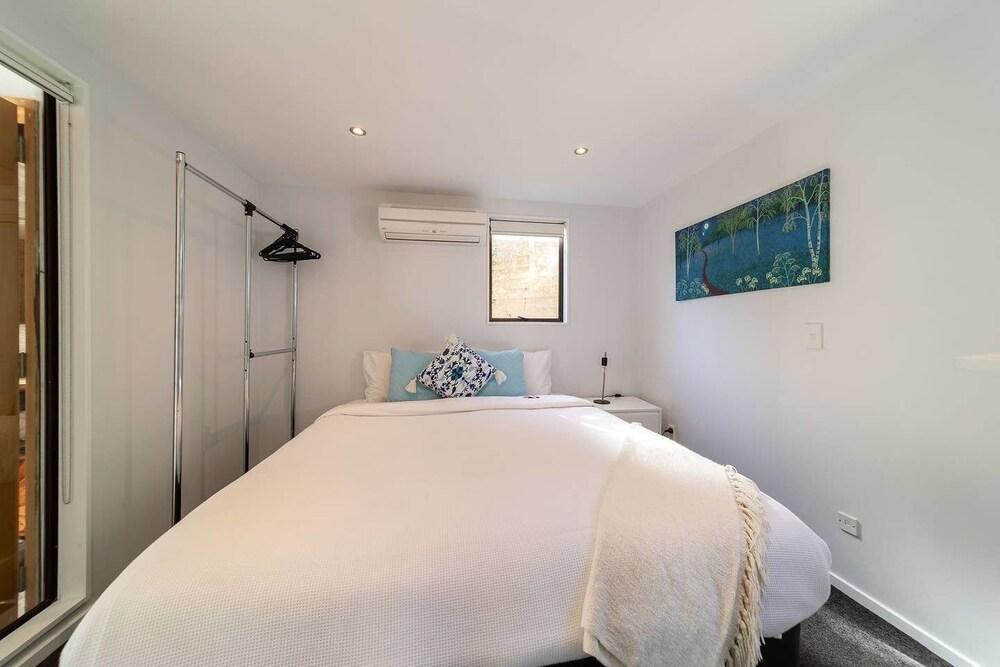 Modern Family Home 350 Meters To Town Centre 1