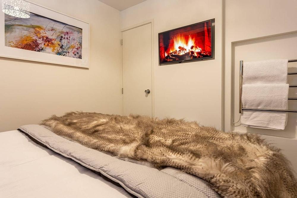 Central City Apartment with Parking & Great Views 1
