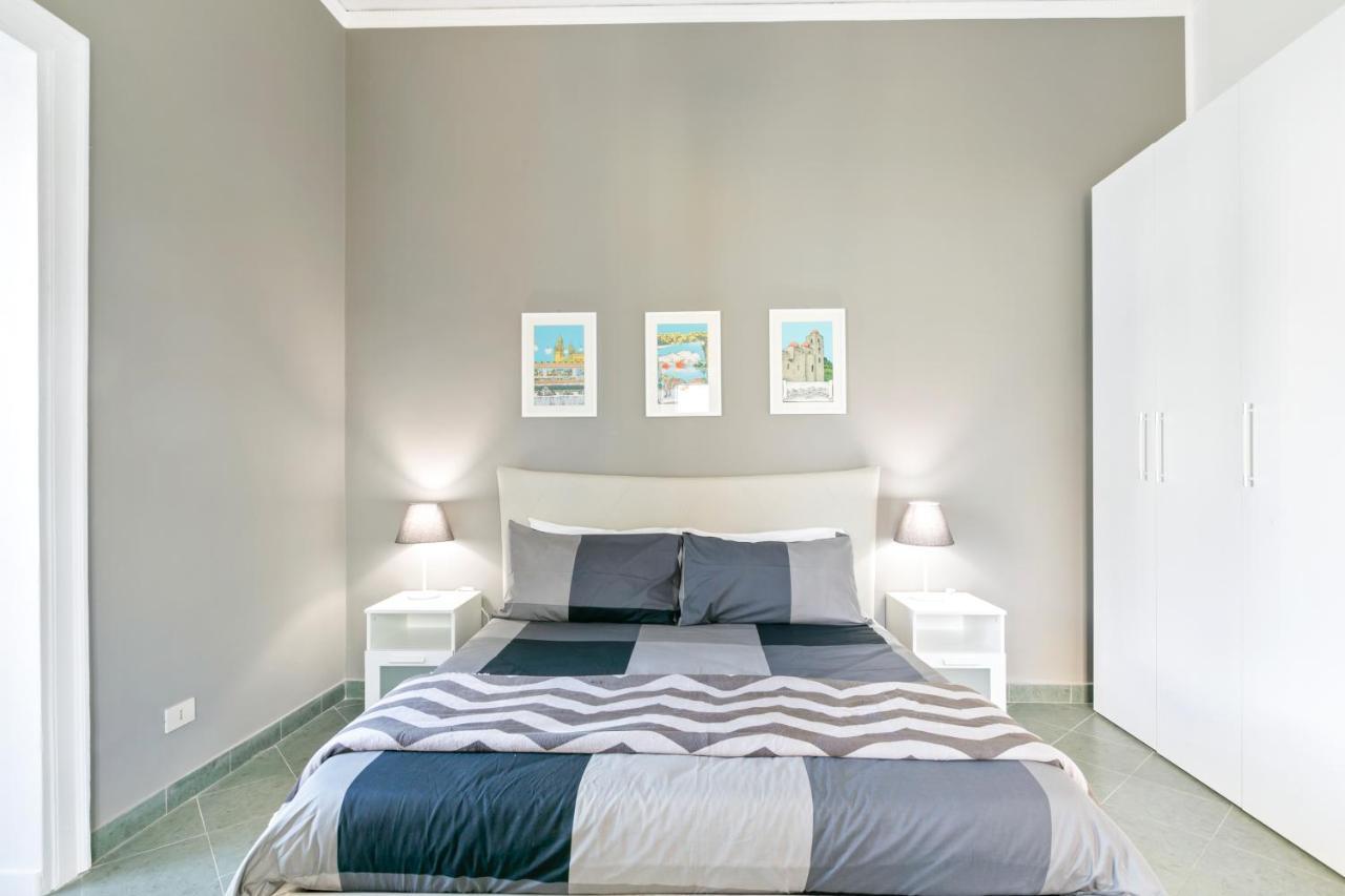 Stylish Flat Maqueda 1