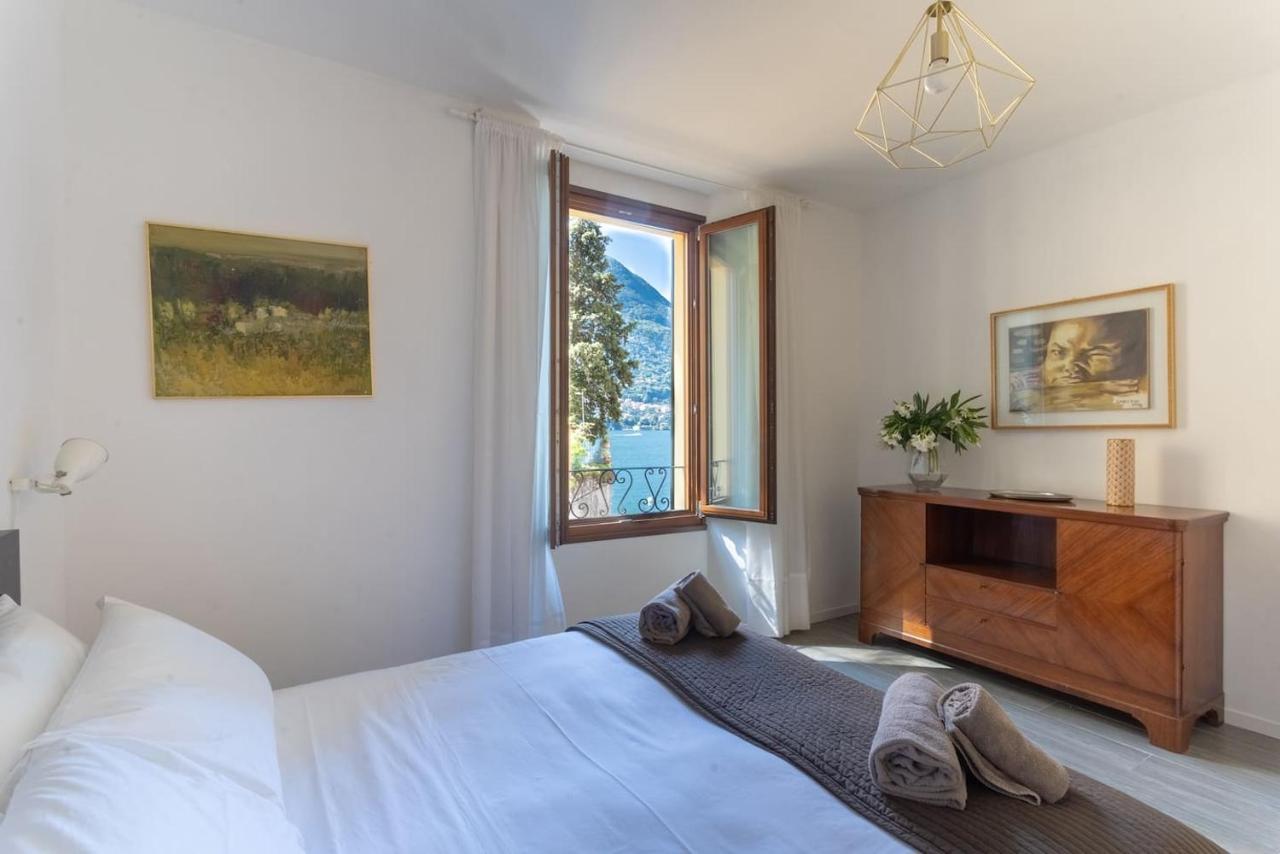 Romantic Pier by Rent All Como 1