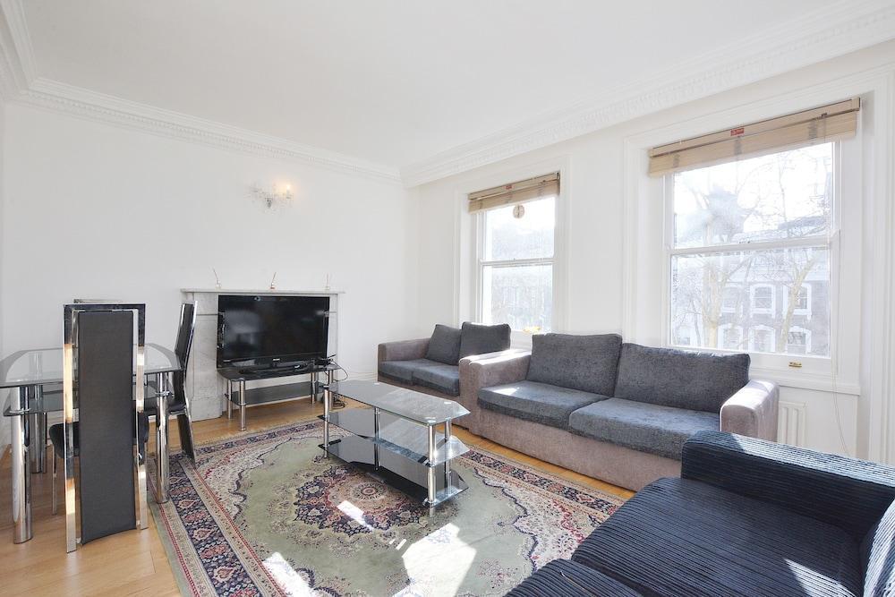 15 Beaufort Gardens Apartments