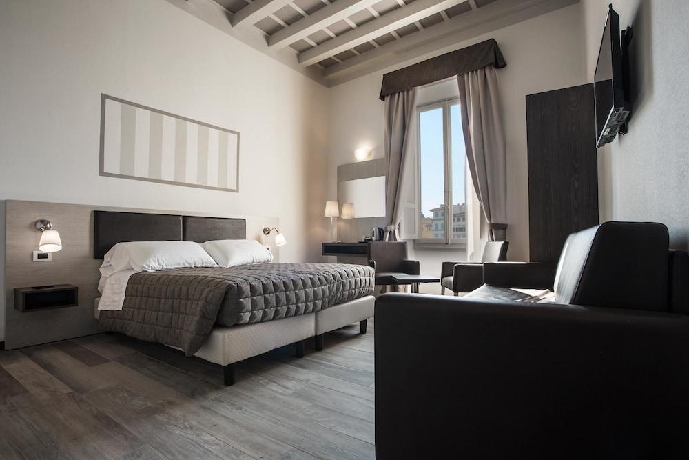 B&B Dimore Le Leopoldine 1