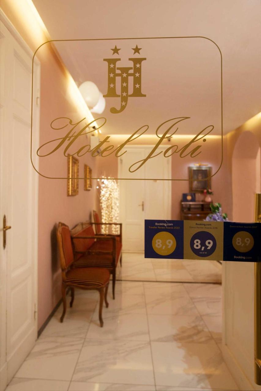 Hotel Joli 1