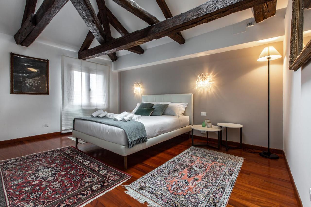 San Pantalon Luxury Penthouse R&R