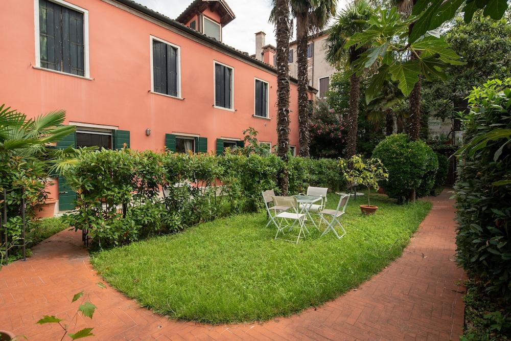 Garden Apartment