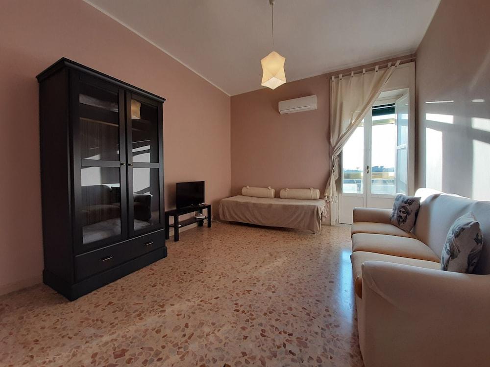 Belvilla by Oyo Syracuse Stella Apartment