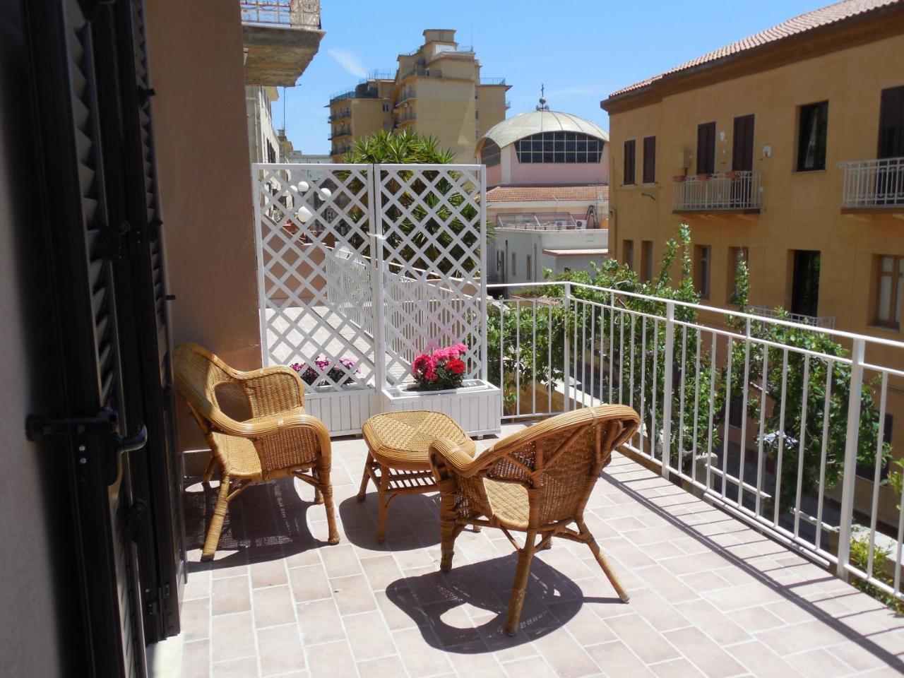 Giardino Della Nonna Bice - Locazioni Turistiche