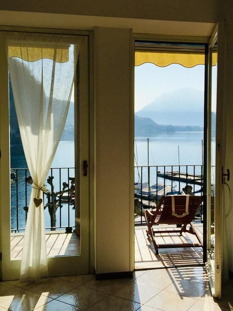 Mamma Ciccia Holiday Home - Front Lake Apartment, Beach And Swimming Pool