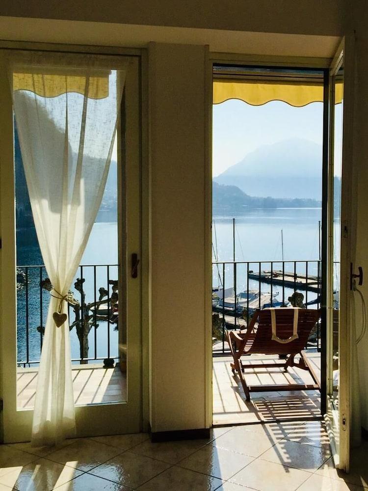 Mamma Ciccia Holiday Home - Front Lake Apartment, Beach And Swimming Pool