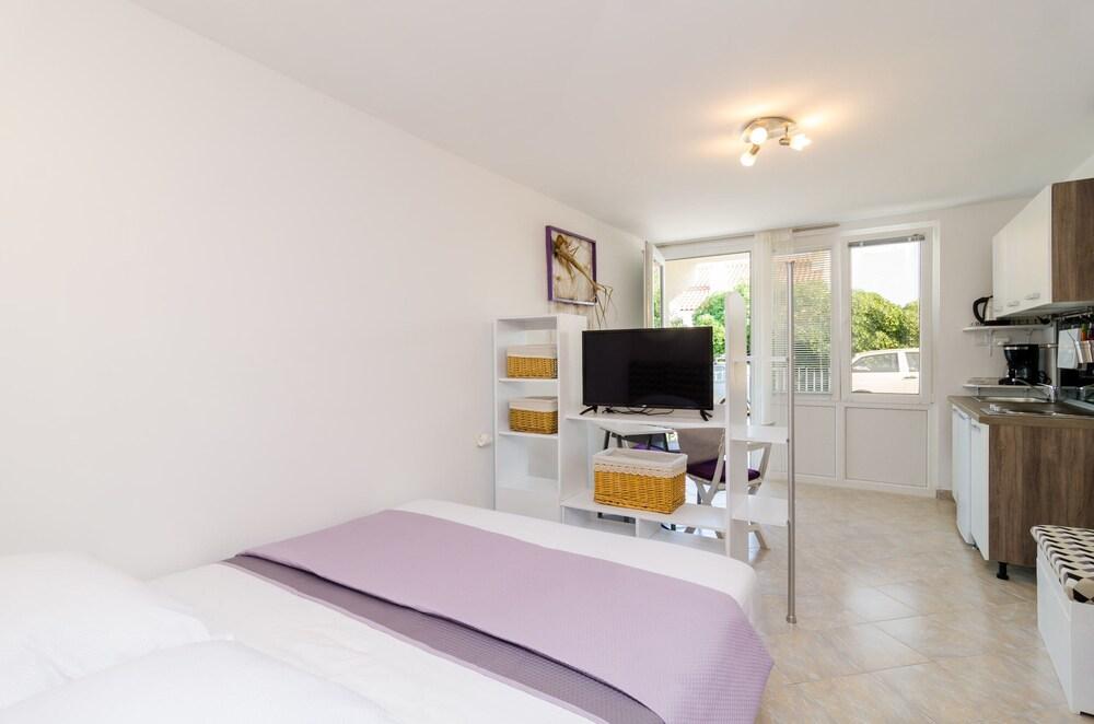 Marastina Suites 2