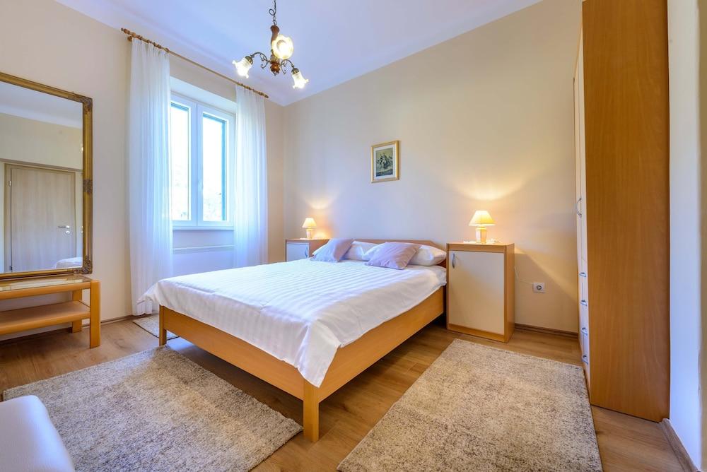 Kike's Apartment 1
