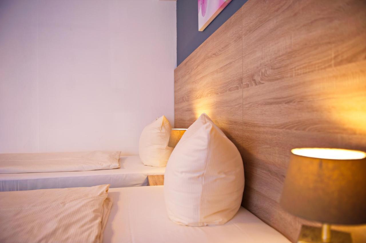 Blncty Hotel 2
