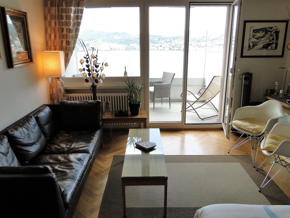 Breathtaking View for a Romantic Stay 2